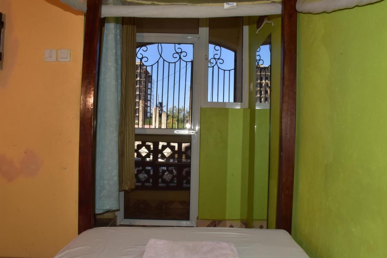 Hotel Viriko Boarding House Mombasa Zewnętrze zdjęcie