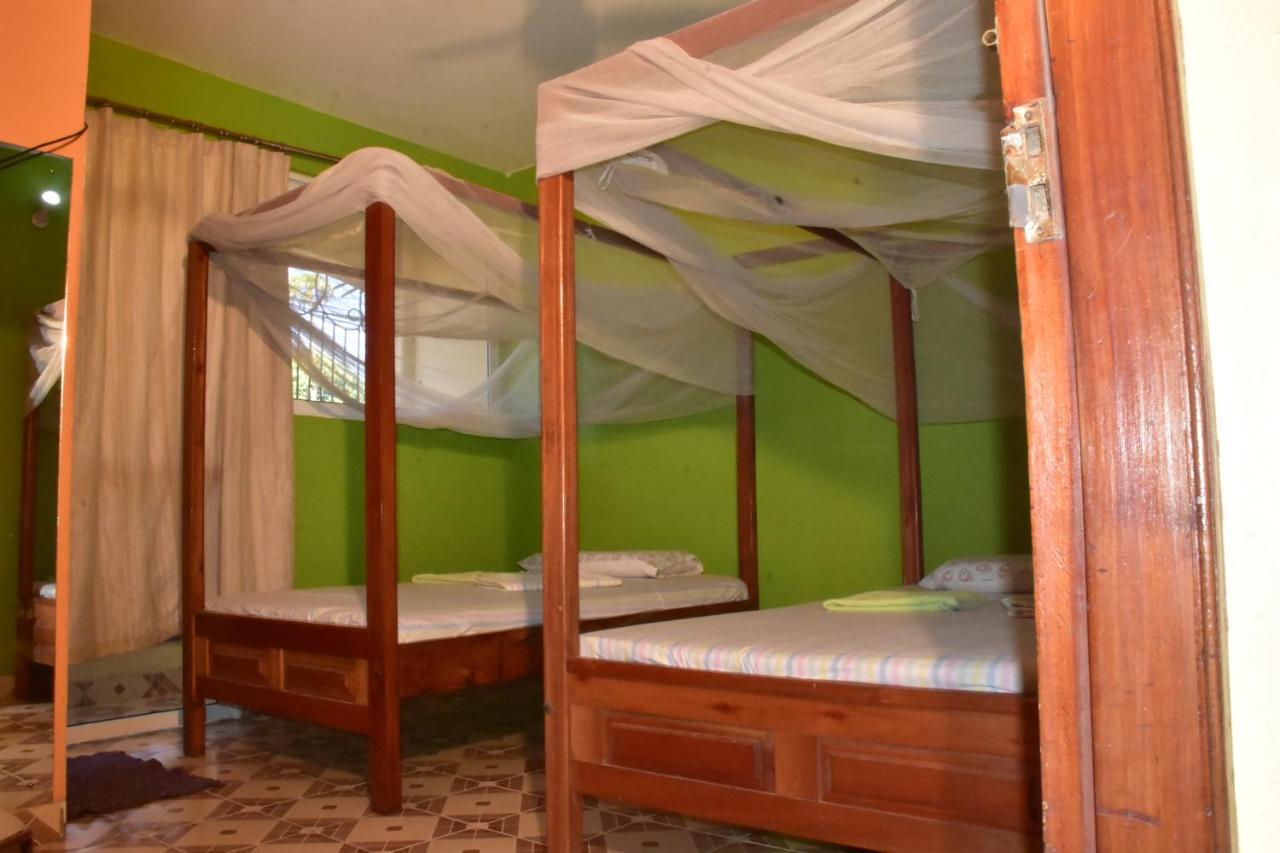 Hotel Viriko Boarding House Mombasa Zewnętrze zdjęcie